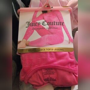 Juicy Couture 2 Piece Seamless Top & Legging Set Darling Pink